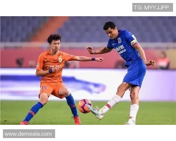 成都与重庆足球队赛后复盘分析团队配合与战术执行的关键因素 成都与重庆足球队赛后复盘分析团队配合与战术执行的关键因素