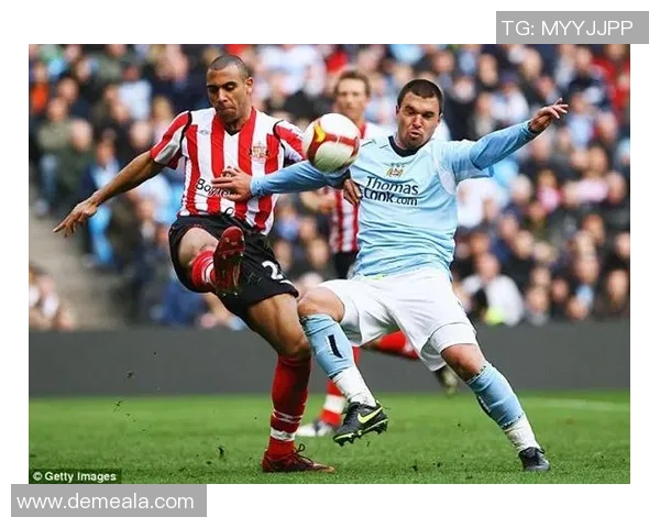 巴神的传奇人生从咬人事件到足球巨星的华丽转身 巴神的传奇人生从咬人事件到足球巨星的华丽转身